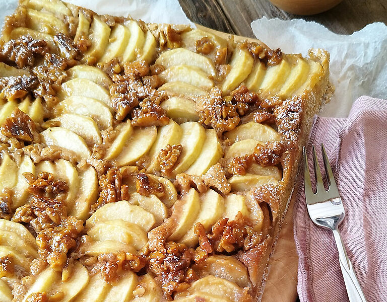 Drax Mühle - Obstkuchen mit Walnuss-Honig-Glasur
